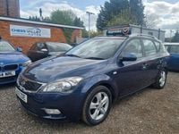 Usado Kia Ceed 124 HP (91 kW) 2012 Azul Citadino