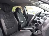Used Renault Captur Dynamique 90 HP (66 kW) 2017 Silver and black SUV