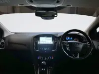 Używany Ford Focus Titanium X 120 KM (88 kW) 2017 Niebieski Hatchback