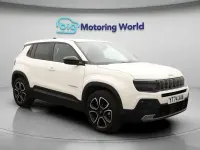 Usado Jeep Avenger Summit 101 HP (74 kW) 2025 Branco SUV