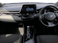 Usado Toyota C-HR Design 122 HP (89 kW) 2019 Azul SUV