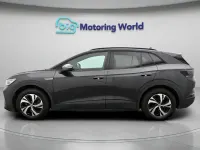 Käytetty VW ID.4 Pure 108 kW (148 HP) 2022 Harmaa Katumaasturi