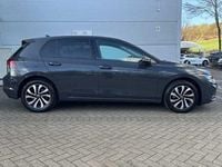 Second-hand VW Golf VIII 150 CP (110 kW) 2022