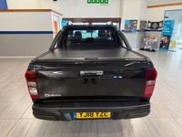 Used Isuzu Pick up 164 HP (120 kW) 2018 Black Pickup