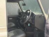 Used Land Rover Defender 2010 White SUV