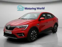 Begagnad Renault Arkana Evolution 145 HK (106 kW) 2023 Röd SUV