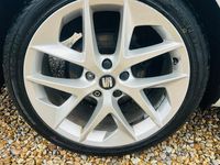 Begagnad Seat Leon FR 125 HK (91 kW) 2018 Vit Kombi