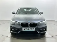 Begagnad BMW 116 Sport Line 2016 Grå Halvkombi