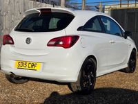 Used Vauxhall Corsa Edition 69 HP (50 kW) 2015 White Hatchback