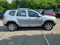 Second-hand Dacia Duster Lauréate 110 CP (80 kW) 2013 Argintiu SUV