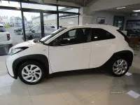 Used Toyota Aygo X PURE 72 HP (52 kW) 2023 White SUV
