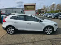 Used Volvo V40 2013 White Hatchback