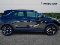 Usado Vauxhall Crossland Edition 130 CV (95 kW) 2022 Negro SUV