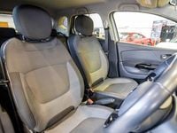 Used Renault Captur Dynamique 90 HP (66 kW) 2016 Silver/black SUV