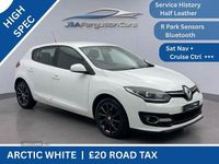 Used Renault Mégane IV Dynamique 110 HP (80 kW) 2016 White Hatchback