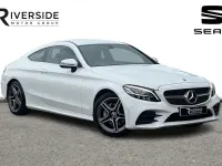 Usado Mercedes C200 AMG line 180 HP (132 kW) 2019 Branco Coupé