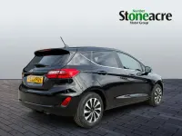 Begagnad Ford Fiesta Titanium 100 HK (73 kW) 2022 Svart Halvkombi