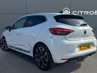 Begagnad Renault Clio V Techno 145 HK (106 kW) 2023 Halvkombi
