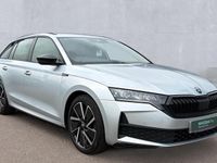 Usado Skoda Octavia SportLine 150 CV (110 kW) 2025 Plateado