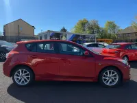 Usado Mazda 3 105 CV (77 kW) 2013 Rojo Utilitario