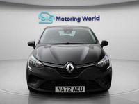 Used Renault Clio V Iconic 90 HP (66 kW) 2022 Black Hatchback