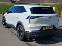 Używany Renault Symbioz Techno 140 KM (102 kW) 2025 Biały SUV