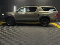 Usado Toyota HiLux 204 HP (150 kW) 2022 Castanho Pickup