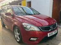 Used Kia Ceed 2010 Red Hatchback