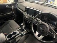 Used Kia Sportage 2019 White SUV