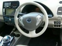 Gebraucht Nissan Leaf 80 kW (109 PS) 2011 Kleinwagen