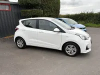 Used Hyundai i10 SE 87 HP (63 kW) 2017 White Hatchback