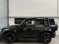 Used Land Rover Defender SE Dynamic 2022 Black SUV
