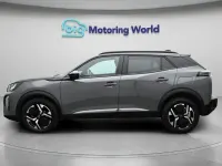 Używany Peugeot 2008 Allure 130 KM (95 kW) 2025 Szary SUV