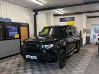 Używany Land Rover Defender HSE Dynamic 300 KM (220 kW) 2022 Czarny SUV