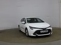 Used Toyota Corolla 120 HP (88 kW) 2023 White Hatchback