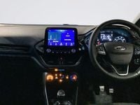 Used Ford Fiesta Titanium 125 HP (91 kW) 2022 White Hatchback