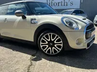 Used Mini Cooper S Hatch 192 HP (141 kW) 2016 White Hatchback