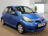 Used Toyota Aygo 68 HP (50 kW) 2010 Blue Hatchback