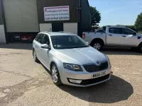 Used Skoda Octavia Elegance 105 HP (77 kW) 2014 Silver Estate