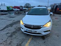 Second-hand Vauxhall Astra Design Edition 136 CP (100 kW) 2019 Alb Break