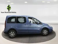 Used Citroën Berlingo Feel 100 HP (73 kW) 2019 Blue MPV