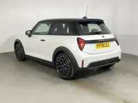 Używany Mini Cooper S Exclusive 2025 Biały Hatchback