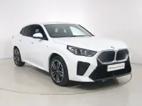 Begagnad BMW iX2 M Sport 147 kW (201 HK) 2024 Vit SUV