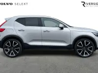Begagnad Volvo XC40 Ultra 2025 Silver SUV