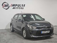 Usado Kia Rio 76 HP (55 kW) 2017 Cinzento Citadino