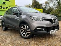 Used Renault Captur Dynamique 120 HP (88 kW) 2017 Grey/black SUV