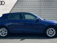 Używany Audi A1 Sport 95 KM (69 kW) 2023 Niebieski SUV