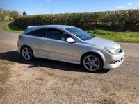 Used Vauxhall Astra SRi 120 HP (88 kW) 2008 Silver Hatchback
