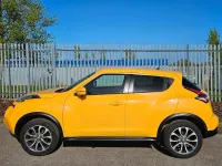 Usado Nissan Juke Tekna 117 HP (86 kW) 2017 Amarelo SUV