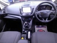 Used Ford C-MAX Titanium 120 HP (88 kW) 2015 Red MPV